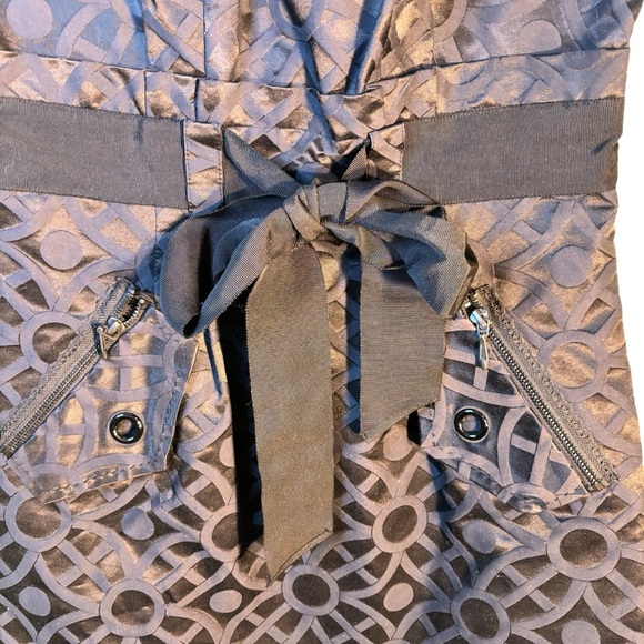 Phoebe Couture Black‎ Sleeveless Dress Size 4 - Picture 3 of 8